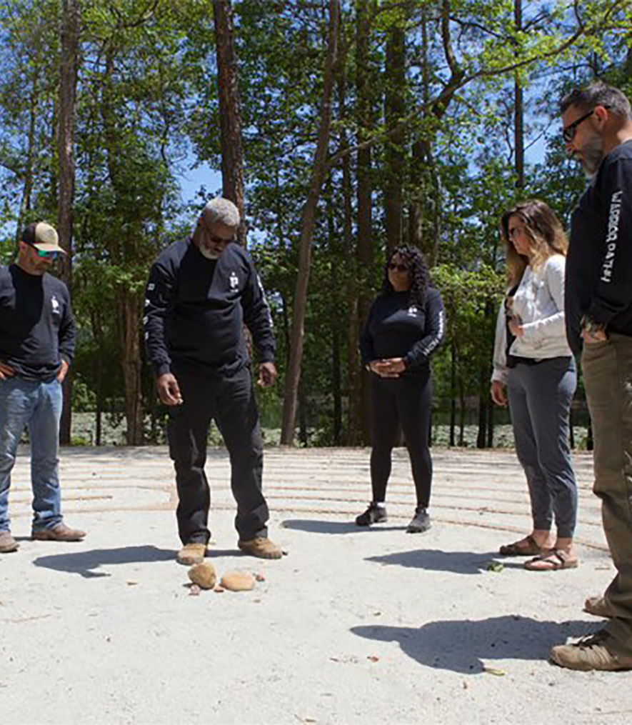 photo-warrior-pathh-group-outside