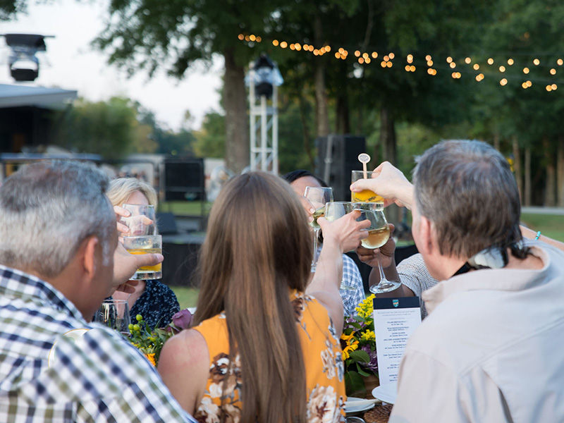 Farm-Table-Cheers-CSGEvent-132